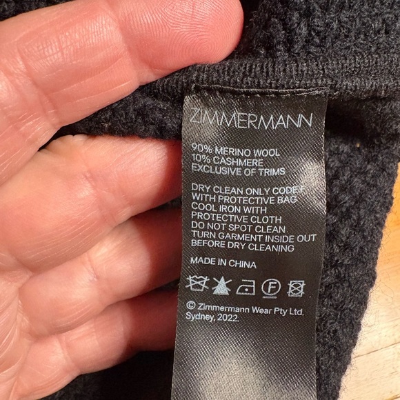 GUC Zimmermann- Wool and Cashmere Blend Fringe Turtleneck Sweater. Size US 2P - Picture 6 of 8